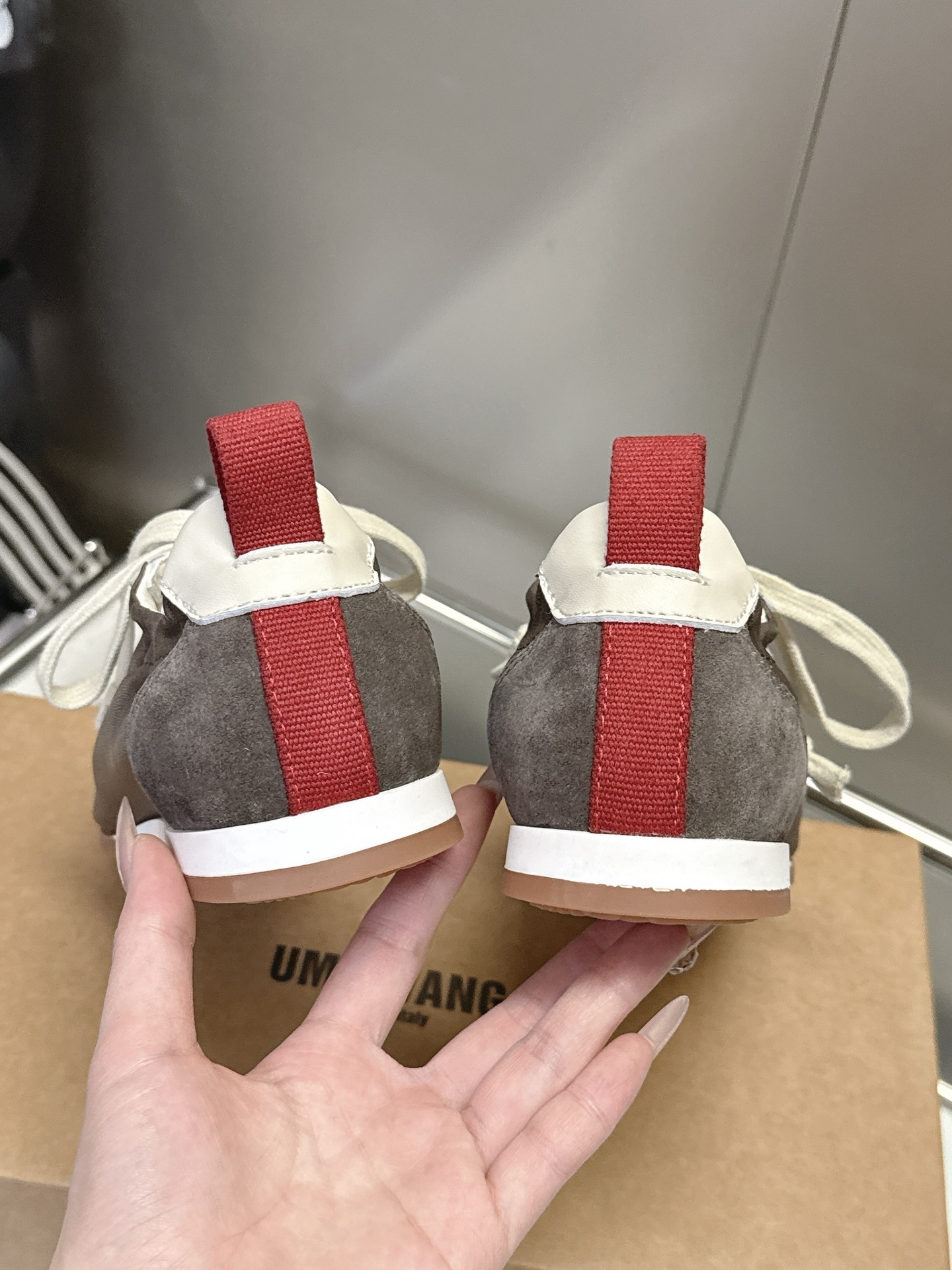 Women's high heels